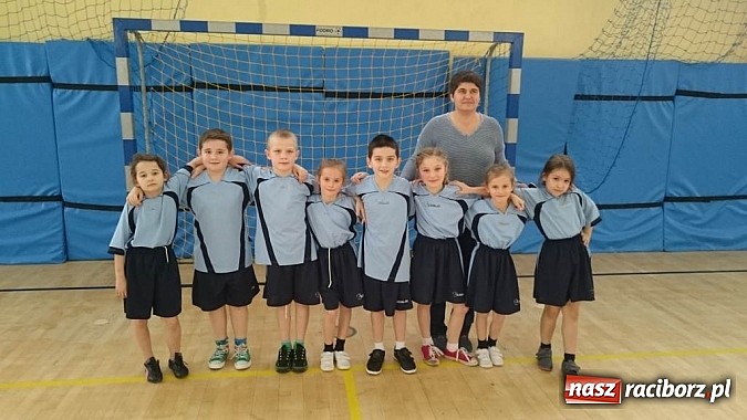 Zdjęcie w galerii na portalu naszraciborz.pl: Gminne gry i zabawy w Pietrowicach Wielkich  wiadomości z regionu