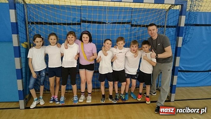 Zdjęcie w galerii na portalu naszraciborz.pl: Gminne gry i zabawy w Pietrowicach Wielkich  wiadomości z regionu