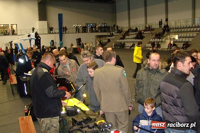 Zdjęcie w galerii na portalu naszraciborz.pl: Śląsko-Małopolski Oddział Straży Granicznej ponownie zagrał z Wielką Orkiestrą. Można licytować strzelanie w Raciborzu! wiadomości z regionu