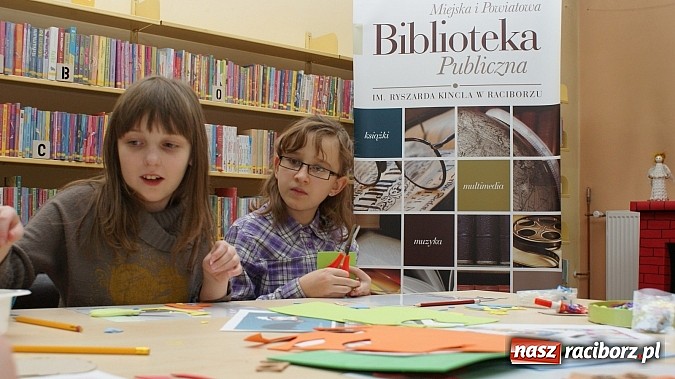 Zdjęcie w galerii na portalu naszraciborz.pl: Warsztaty z wyobraźnią: Cuda-wianki z pianki wiadomości z regionu