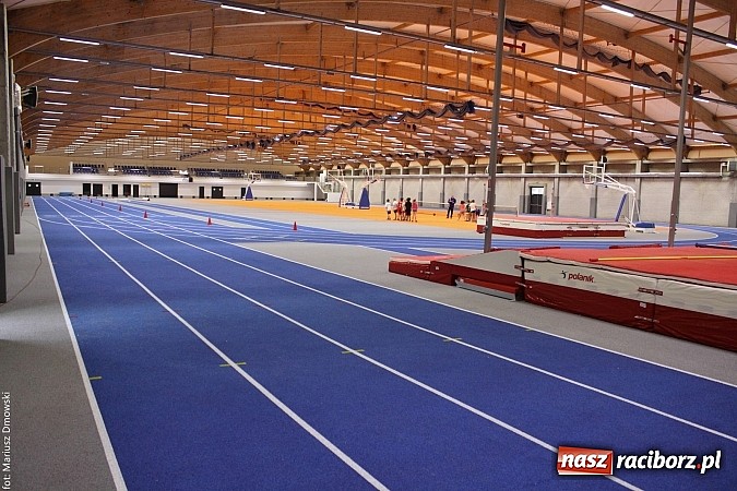 Zdjęcie w galerii na portalu naszraciborz.pl: Hala ZSOMS będzie zmodernizowana. Obecnie to bubel wiadomości z regionu