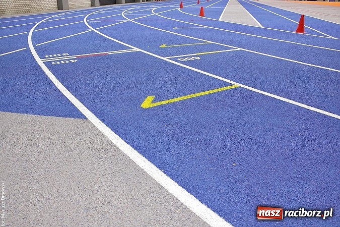 Zdjęcie w galerii na portalu naszraciborz.pl: Hala ZSOMS będzie zmodernizowana. Obecnie to bubel wiadomości z regionu