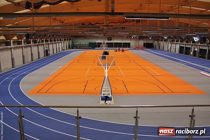 Zdjęcie w galerii na portalu naszraciborz.pl: Hala ZSOMS będzie zmodernizowana. Obecnie to bubel wiadomości z regionu