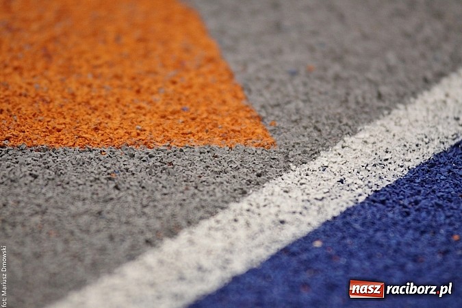 Zdjęcie w galerii na portalu naszraciborz.pl: Hala ZSOMS będzie zmodernizowana. Obecnie to bubel wiadomości z regionu