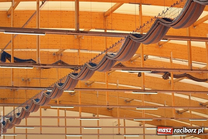 Zdjęcie w galerii na portalu naszraciborz.pl: Hala ZSOMS będzie zmodernizowana. Obecnie to bubel wiadomości z regionu