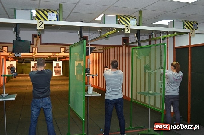 Zdjęcie w galerii na portalu naszraciborz.pl: Studenci Państwowej Wyższej Szkoły Zawodowej w Raciborzu z wizytą w ŚMOSG  wiadomości z regionu