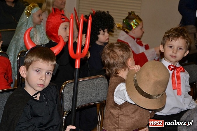 Zdjęcie w galerii na portalu naszraciborz.pl: Jasełka 2015 - ruszył przegląd w Tworkowie wiadomości z regionu