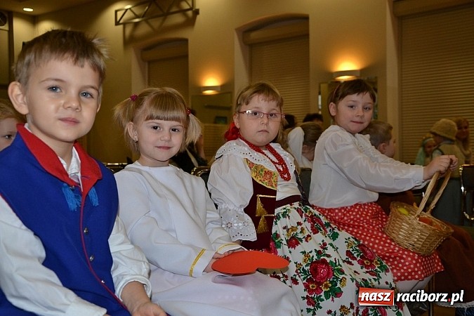 Zdjęcie w galerii na portalu naszraciborz.pl: Jasełka 2015 - ruszył przegląd w Tworkowie wiadomości z regionu