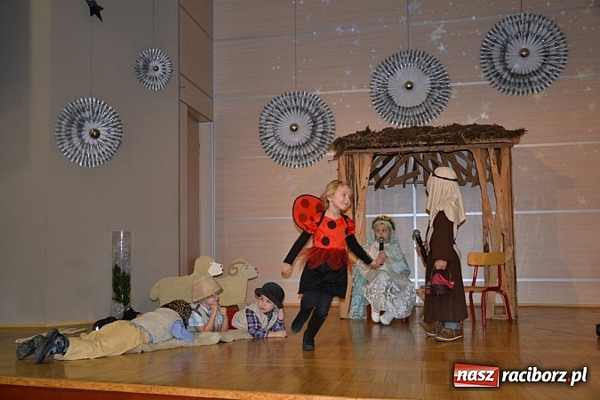 Zdjęcie w galerii na portalu naszraciborz.pl: Jasełka 2015 - ruszył przegląd w Tworkowie wiadomości z regionu