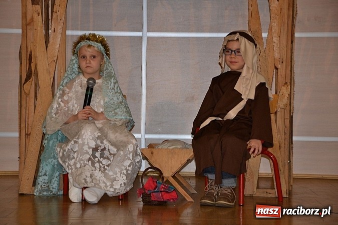 Zdjęcie w galerii na portalu naszraciborz.pl: Jasełka 2015 - ruszył przegląd w Tworkowie wiadomości z regionu