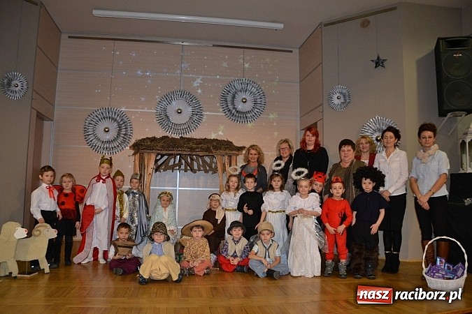 Zdjęcie w galerii na portalu naszraciborz.pl: Jasełka 2015 - ruszył przegląd w Tworkowie wiadomości z regionu