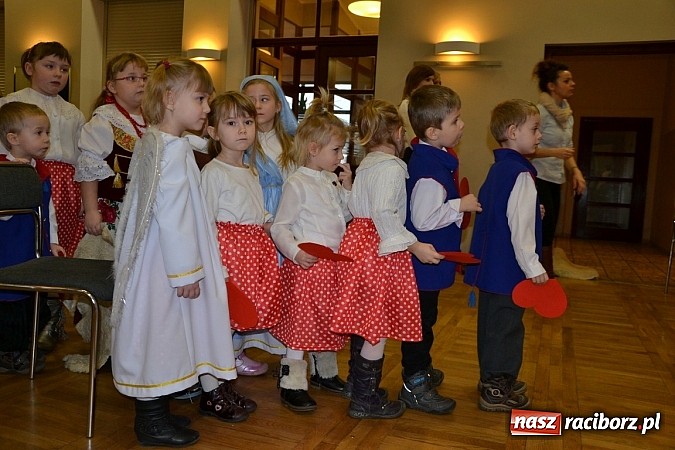 Zdjęcie w galerii na portalu naszraciborz.pl: Jasełka 2015 - ruszył przegląd w Tworkowie wiadomości z regionu