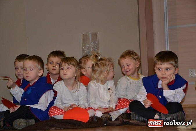 Zdjęcie w galerii na portalu naszraciborz.pl: Jasełka 2015 - ruszył przegląd w Tworkowie wiadomości z regionu