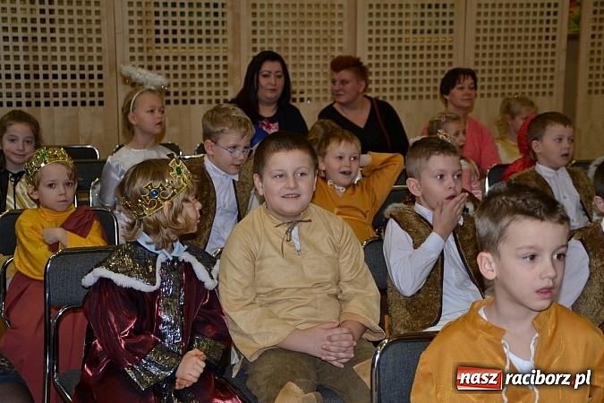 Zdjęcie w galerii na portalu naszraciborz.pl: Jasełka 2015 - ruszył przegląd w Tworkowie wiadomości z regionu