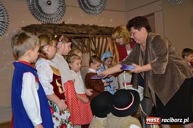 Zdjęcie w galerii na portalu naszraciborz.pl: Jasełka 2015 - ruszył przegląd w Tworkowie wiadomości z regionu