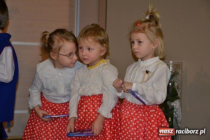 Zdjęcie w galerii na portalu naszraciborz.pl: Jasełka 2015 - ruszył przegląd w Tworkowie wiadomości z regionu