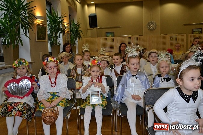 Zdjęcie w galerii na portalu naszraciborz.pl: Jasełka 2015 - ruszył przegląd w Tworkowie wiadomości z regionu