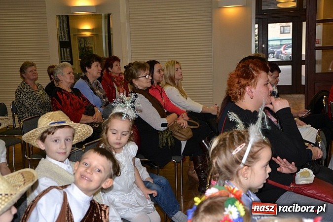 Zdjęcie w galerii na portalu naszraciborz.pl: Jasełka 2015 - ruszył przegląd w Tworkowie wiadomości z regionu