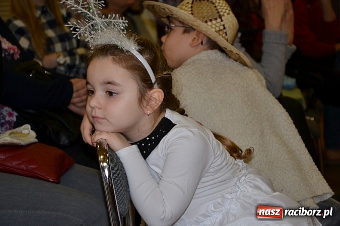Zdjęcie w galerii na portalu naszraciborz.pl: Jasełka 2015 - ruszył przegląd w Tworkowie wiadomości z regionu