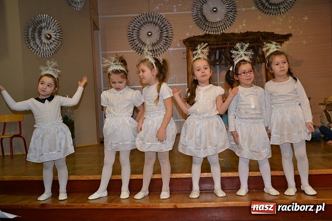 Zdjęcie w galerii na portalu naszraciborz.pl: Jasełka 2015 - ruszył przegląd w Tworkowie wiadomości z regionu