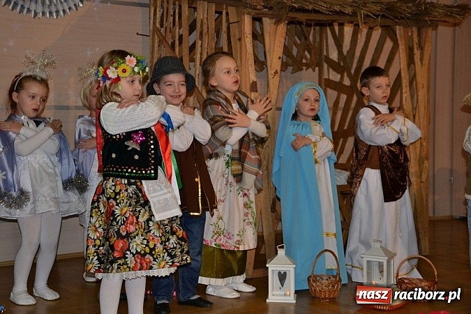 Zdjęcie w galerii na portalu naszraciborz.pl: Jasełka 2015 - ruszył przegląd w Tworkowie wiadomości z regionu