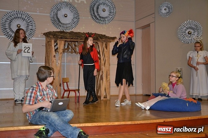 Zdjęcie w galerii na portalu naszraciborz.pl: Jasełka 2015 - ruszył przegląd w Tworkowie wiadomości z regionu