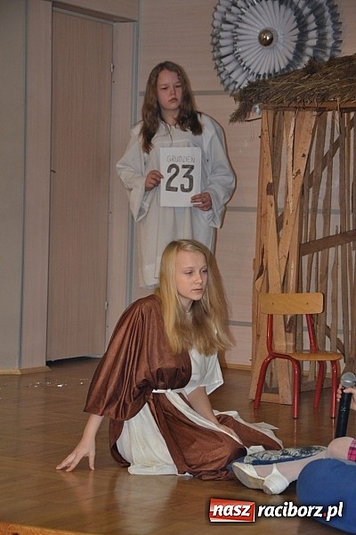 Zdjęcie w galerii na portalu naszraciborz.pl: Jasełka 2015 - ruszył przegląd w Tworkowie wiadomości z regionu