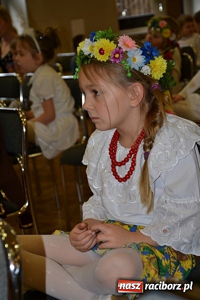 Zdjęcie w galerii na portalu naszraciborz.pl: Jasełka 2015 - ruszył przegląd w Tworkowie wiadomości z regionu