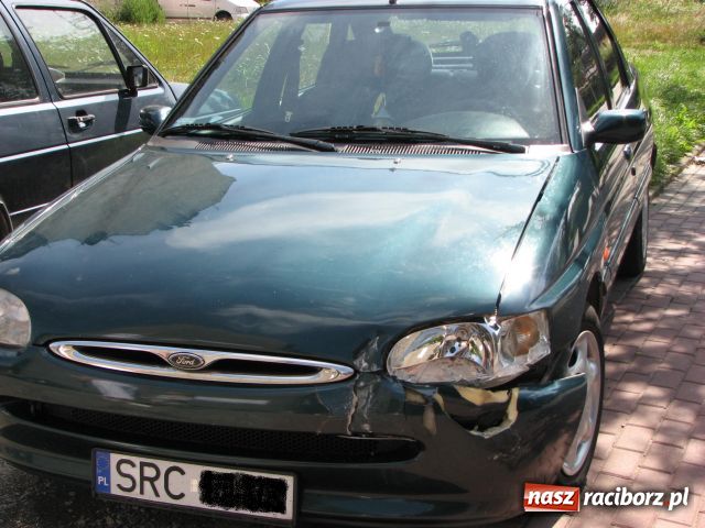 Zdjęcie w galerii na portalu naszraciborz.pl: Kołnierz ortopedyczny przyczyną kolizji wiadomości z regionu