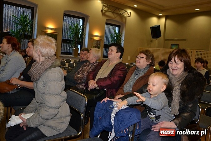 Zdjęcie w galerii na portalu naszraciborz.pl: Jasełka 2015 - przegląd w Tworkowie dzień drugi wiadomości z regionu