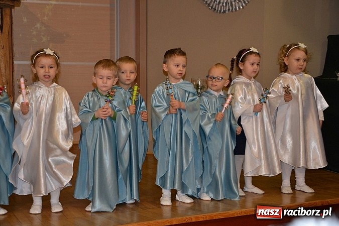 Zdjęcie w galerii na portalu naszraciborz.pl: Jasełka 2015 - przegląd w Tworkowie dzień drugi wiadomości z regionu