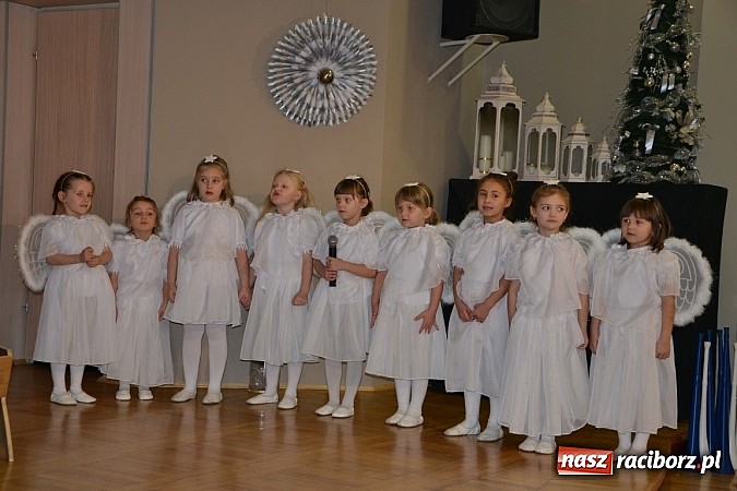 Zdjęcie w galerii na portalu naszraciborz.pl: Jasełka 2015 - przegląd w Tworkowie dzień drugi wiadomości z regionu