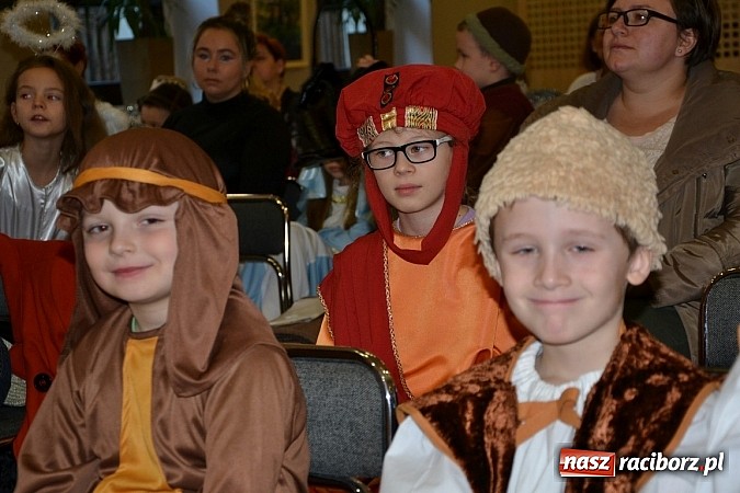 Zdjęcie w galerii na portalu naszraciborz.pl: Jasełka 2015 - przegląd w Tworkowie dzień drugi wiadomości z regionu