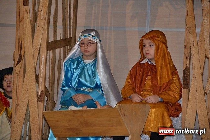 Zdjęcie w galerii na portalu naszraciborz.pl: Jasełka 2015 - przegląd w Tworkowie dzień drugi wiadomości z regionu