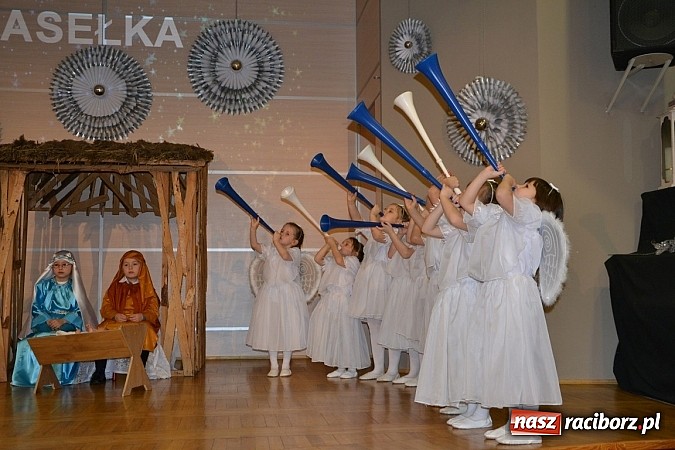 Zdjęcie w galerii na portalu naszraciborz.pl: Jasełka 2015 - przegląd w Tworkowie dzień drugi wiadomości z regionu