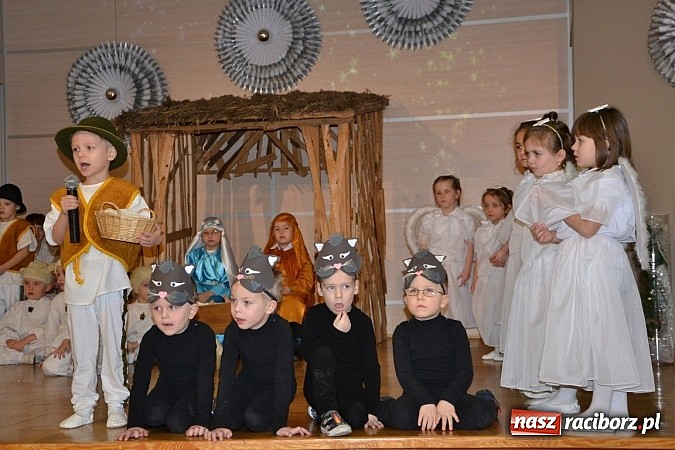 Zdjęcie w galerii na portalu naszraciborz.pl: Jasełka 2015 - przegląd w Tworkowie dzień drugi wiadomości z regionu