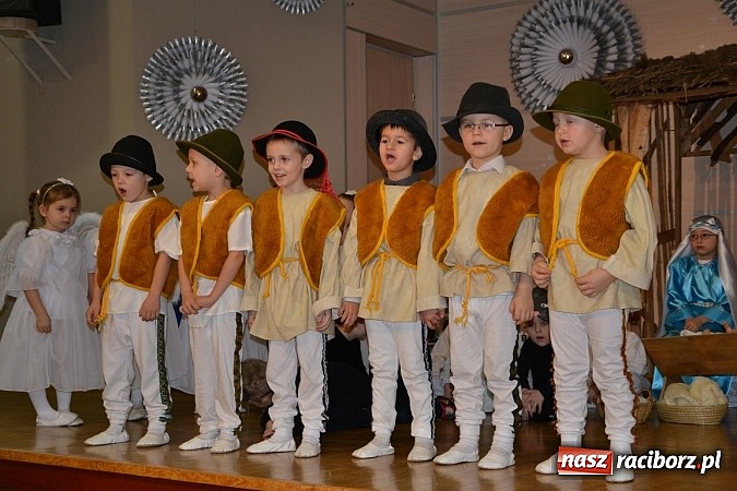 Zdjęcie w galerii na portalu naszraciborz.pl: Jasełka 2015 - przegląd w Tworkowie dzień drugi wiadomości z regionu