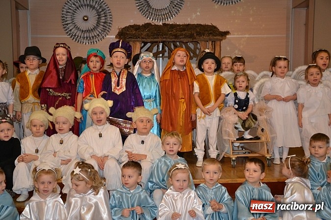 Zdjęcie w galerii na portalu naszraciborz.pl: Jasełka 2015 - przegląd w Tworkowie dzień drugi wiadomości z regionu