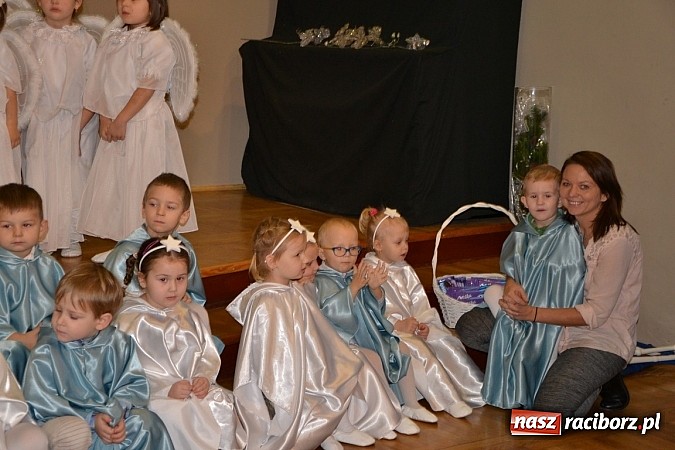 Zdjęcie w galerii na portalu naszraciborz.pl: Jasełka 2015 - przegląd w Tworkowie dzień drugi wiadomości z regionu