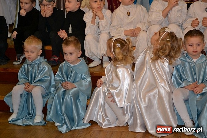 Zdjęcie w galerii na portalu naszraciborz.pl: Jasełka 2015 - przegląd w Tworkowie dzień drugi wiadomości z regionu