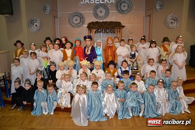 Zdjęcie w galerii na portalu naszraciborz.pl: Jasełka 2015 - przegląd w Tworkowie dzień drugi wiadomości z regionu