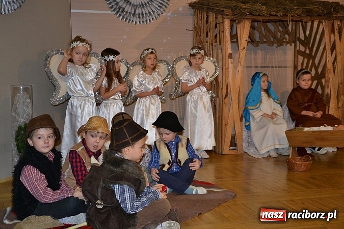 Zdjęcie w galerii na portalu naszraciborz.pl: Jasełka 2015 - przegląd w Tworkowie dzień drugi wiadomości z regionu