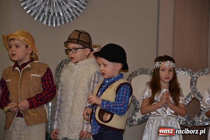 Zdjęcie w galerii na portalu naszraciborz.pl: Jasełka 2015 - przegląd w Tworkowie dzień drugi wiadomości z regionu