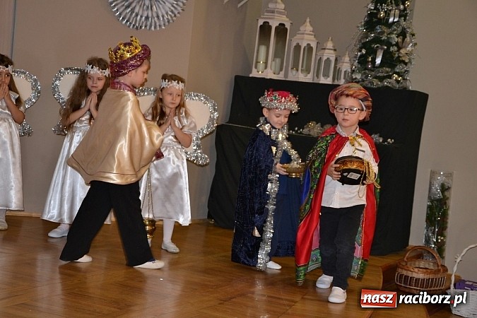 Zdjęcie w galerii na portalu naszraciborz.pl: Jasełka 2015 - przegląd w Tworkowie dzień drugi wiadomości z regionu