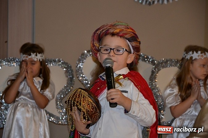 Zdjęcie w galerii na portalu naszraciborz.pl: Jasełka 2015 - przegląd w Tworkowie dzień drugi wiadomości z regionu