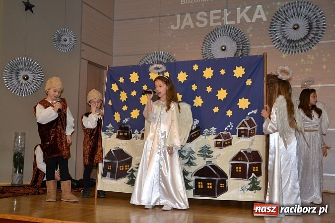 Zdjęcie w galerii na portalu naszraciborz.pl: Jasełka 2015 - przegląd w Tworkowie dzień drugi wiadomości z regionu