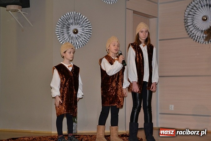 Zdjęcie w galerii na portalu naszraciborz.pl: Jasełka 2015 - przegląd w Tworkowie dzień drugi wiadomości z regionu