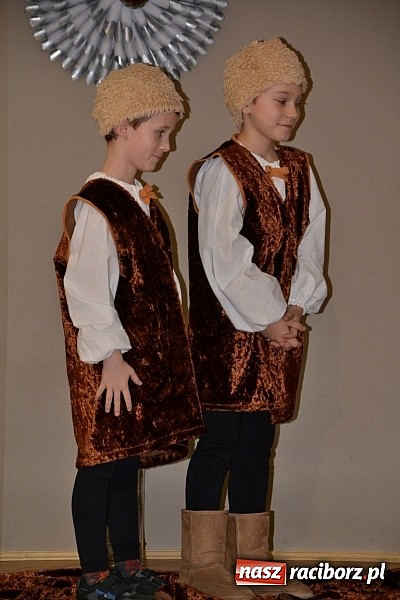 Zdjęcie w galerii na portalu naszraciborz.pl: Jasełka 2015 - przegląd w Tworkowie dzień drugi wiadomości z regionu