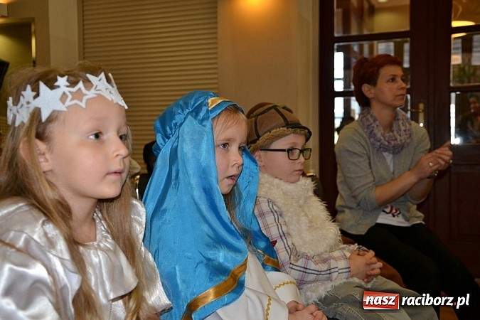 Zdjęcie w galerii na portalu naszraciborz.pl: Jasełka 2015 - przegląd w Tworkowie dzień drugi wiadomości z regionu