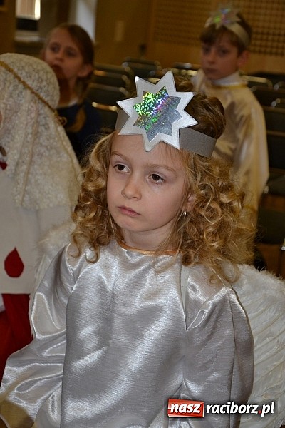 Zdjęcie w galerii na portalu naszraciborz.pl: Jasełka 2015 - przegląd w Tworkowie dzień drugi wiadomości z regionu